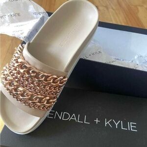 Kendal & Kylie Slides
